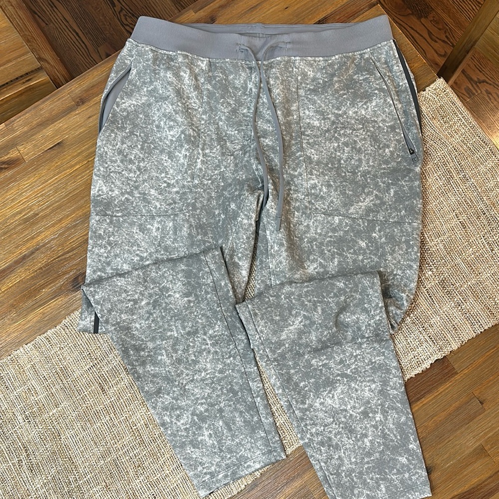 Men’s Lululemon Surge Joggers